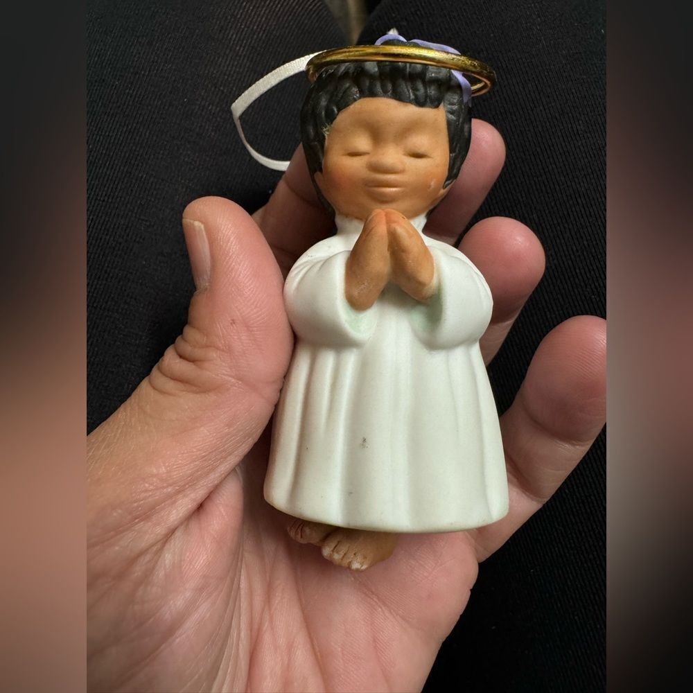 1995 NOELLE ANGEL BELLS COLLECTION Hallmark Keepsake Ornament